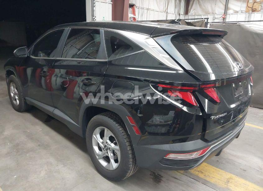Photo 3 of 2022 Hyundai Tucson SE (VIN 5NMJACAE4NH068466)