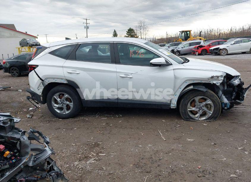 Photo 13 of 2022 Hyundai Tucson SE (VIN 5NMJACAE5NH069738)