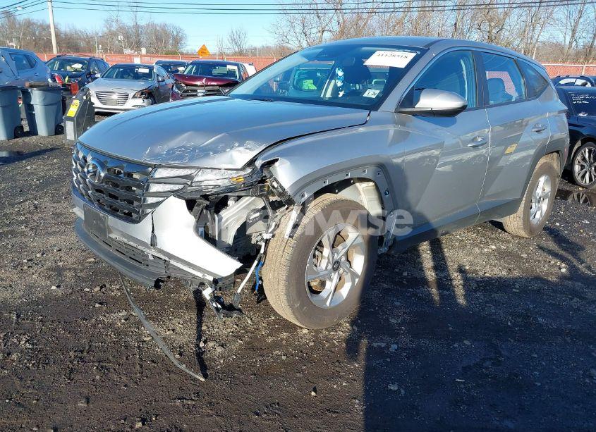 Photo 2 of 2023 Hyundai Tucson SE (VIN 5NMJACAE5PH235808)