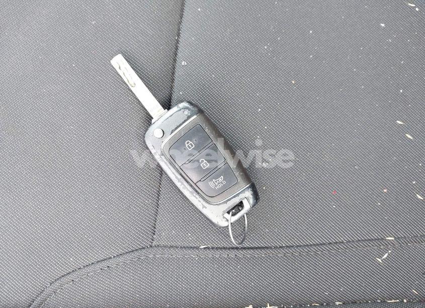 Photo 11 of 2022 Hyundai Tucson SE (VIN 5NMJACAE6NH028972)