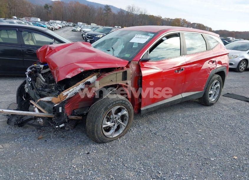 Photo 2 of 2022 Hyundai Tucson SE (VIN 5NMJACAE6NH028972)