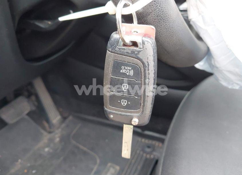 Photo 11 of 2022 Hyundai Tucson SE (VIN 5NMJACAE6NH085866)