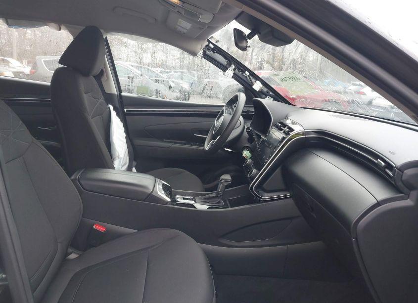 Photo 5 of 2023 Hyundai Tucson SE (VIN 5NMJACAEXPH227056)