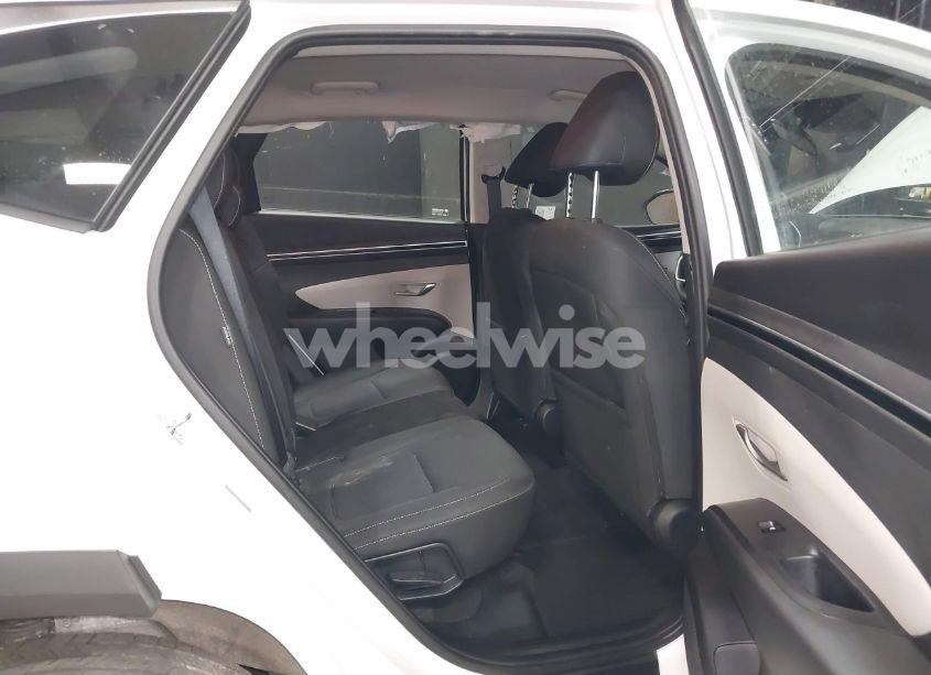 Photo 8 of 2024 Hyundai Tucson SE (VIN 5NMJACDE0RH418046)