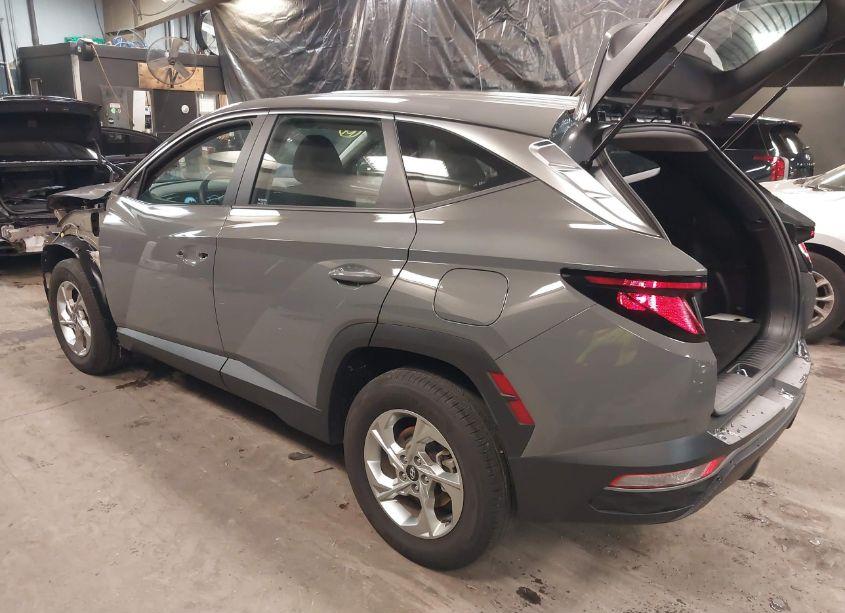 Photo 3 of 2024 Hyundai Tucson SE (VIN 5NMJACDE2RH436869)