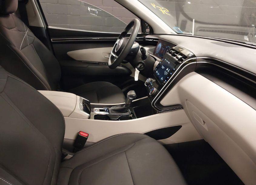 Photo 5 of 2024 Hyundai Tucson SE (VIN 5NMJACDE2RH436869)