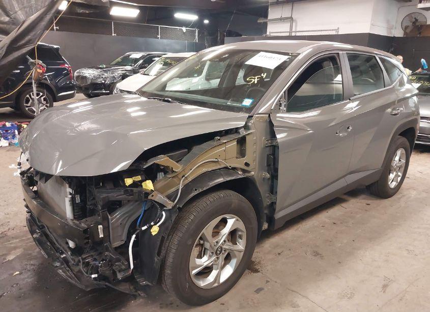 Photo 6 of 2024 Hyundai Tucson SE (VIN 5NMJACDE2RH436869)