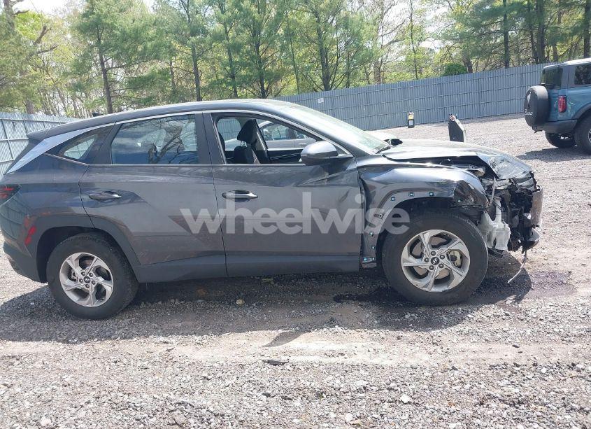 Photo 13 of 2024 Hyundai Tucson SE (VIN 5NMJACDE3RH326168)