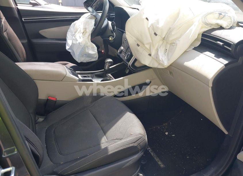 Photo 5 of 2024 Hyundai Tucson SE (VIN 5NMJACDE3RH326168)