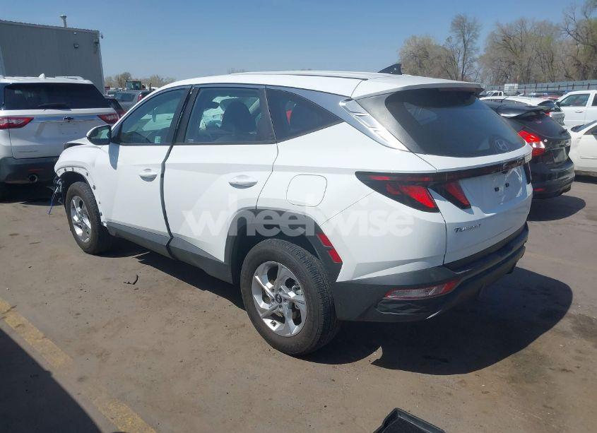 Photo 3 of 2024 Hyundai Tucson SE (VIN 5NMJACDE3RH395622)