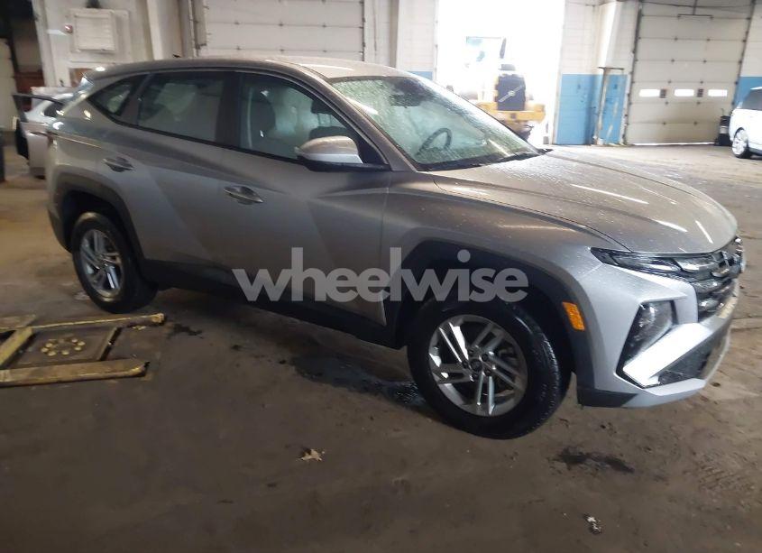 2025 Hyundai Tucson SE (VIN 5NMJACDE3SH451919) main photo