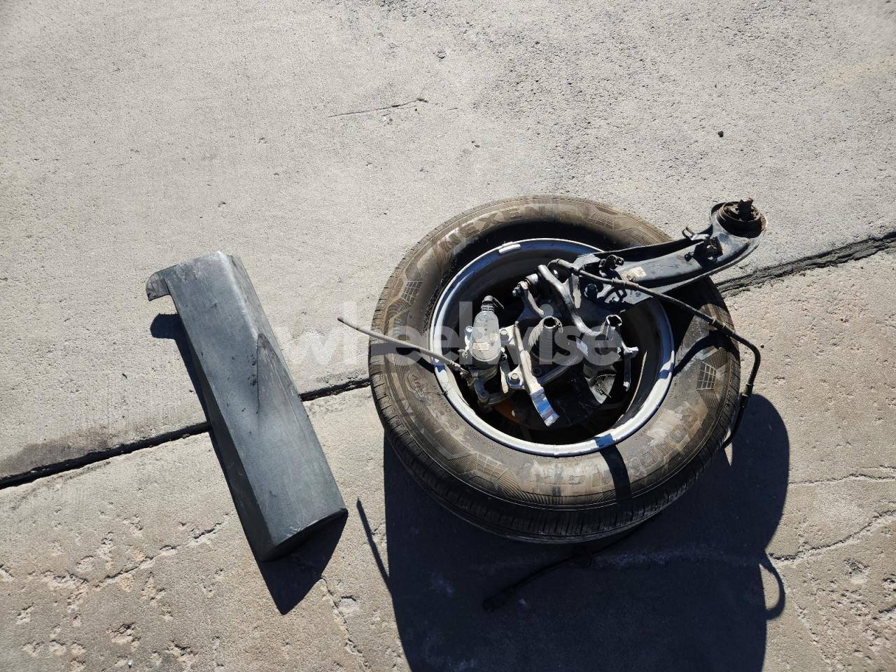 Photo 13 of 2024 HYUNDAI TUCSON SE (VIN 5NMJACDE6RH345362)