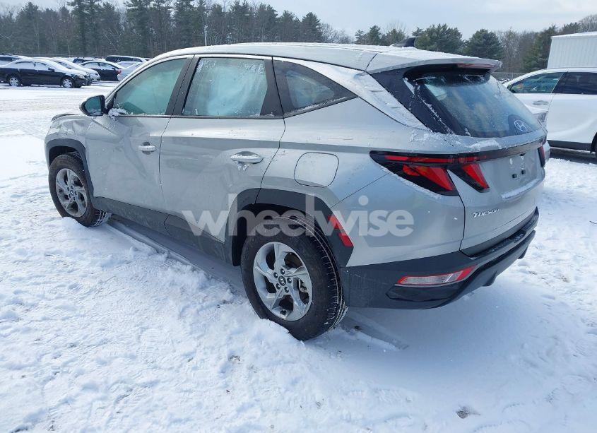 Photo 3 of 2024 Hyundai Tucson SE (VIN 5NMJACDE6RH419377)