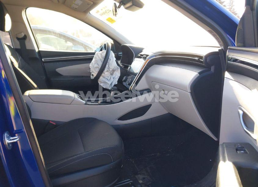 Photo 5 of 2024 Hyundai Tucson SE (VIN 5NMJACDE8RH299503)