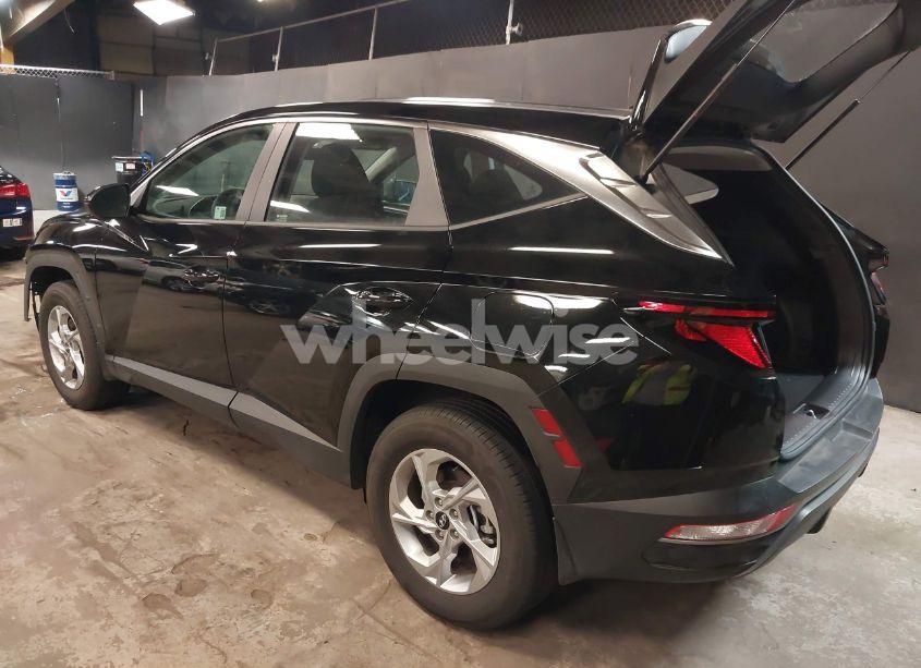Photo 3 of 2024 Hyundai Tucson SE (VIN 5NMJACDE9RH400077)