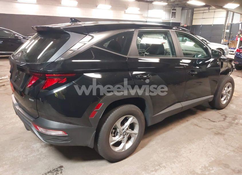 Photo 4 of 2024 Hyundai Tucson SE (VIN 5NMJACDE9RH400077)
