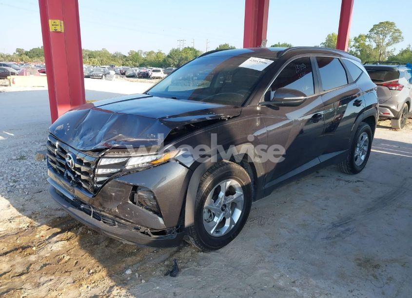 Photo 2 of 2022 Hyundai Tucson SEL (VIN 5NMJB3AE0NH087285)