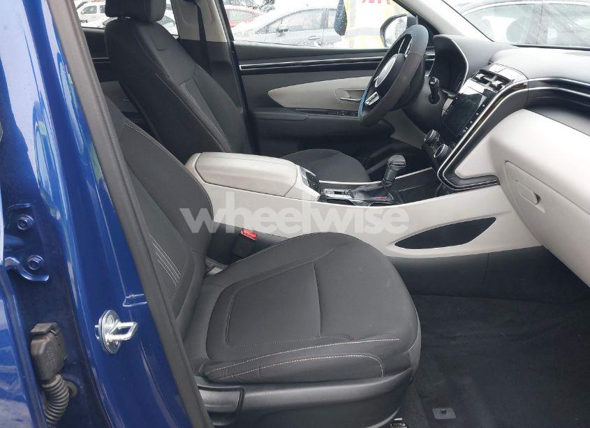 Photo 5 of 2023 Hyundai Tucson SEL (VIN 5NMJB3AE0PH245840)