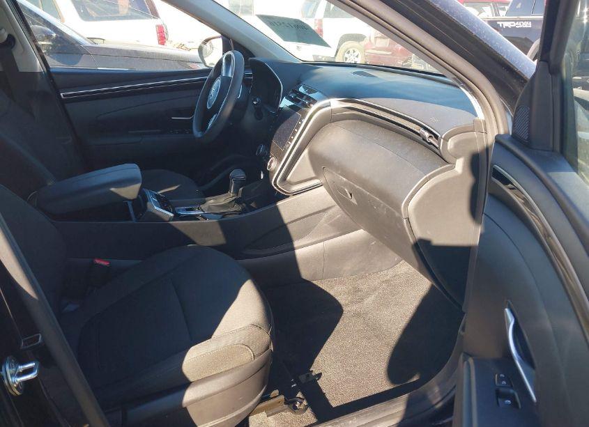 Photo 5 of 2022 Hyundai Tucson SEL (VIN 5NMJB3AE1NH049306)
