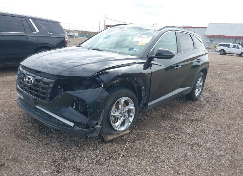 Photo 2 of 2022 Hyundai Tucson SEL (VIN 5NMJB3AE1NH081947)