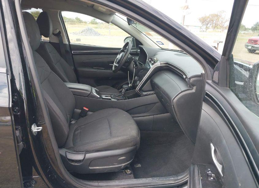 Photo 5 of 2022 Hyundai Tucson SEL (VIN 5NMJB3AE1NH081947)