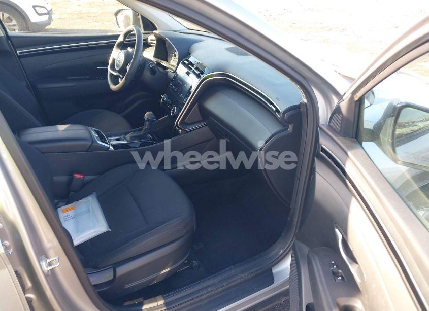 Photo 5 of 2023 Hyundai Tucson SEL (VIN 5NMJB3AE1PH195885)