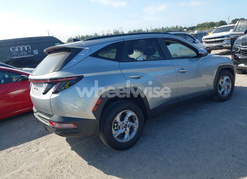 Photo 4 of 2023 Hyundai Tucson SEL (VIN 5NMJB3AE2PH239117)