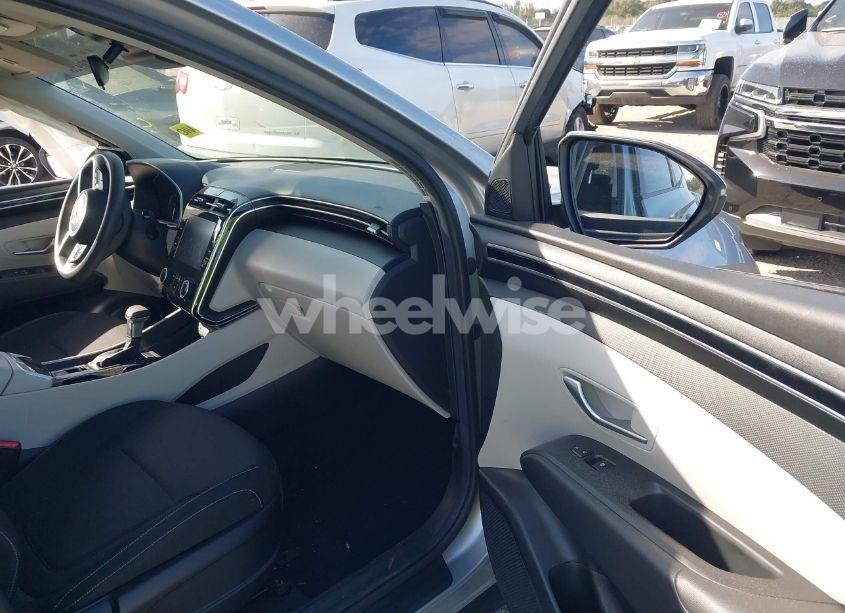 Photo 5 of 2023 Hyundai Tucson SEL (VIN 5NMJB3AE2PH239117)