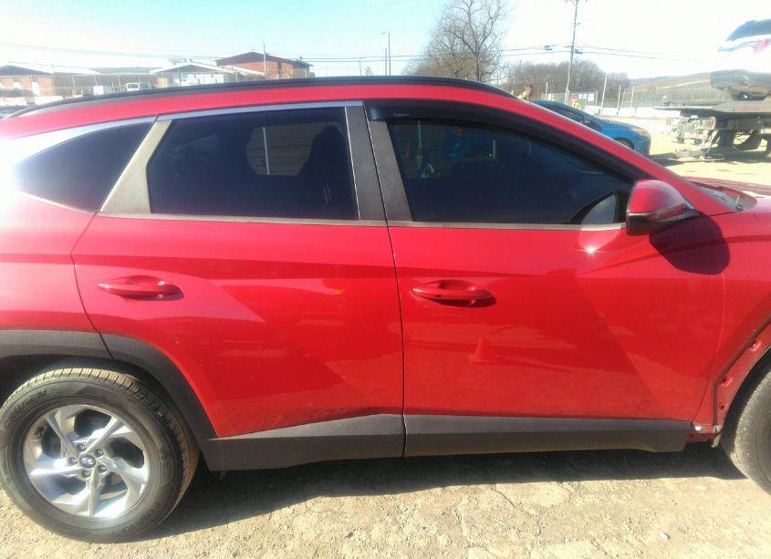 Photo 13 of 2022 Hyundai Tucson SEL (VIN 5NMJB3AE3NH000124)