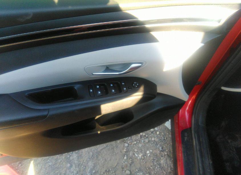 Photo 19 of 2022 Hyundai Tucson SEL (VIN 5NMJB3AE3NH000124)