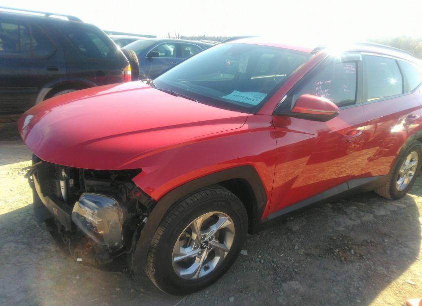 Photo 2 of 2022 Hyundai Tucson SEL (VIN 5NMJB3AE3NH000124)