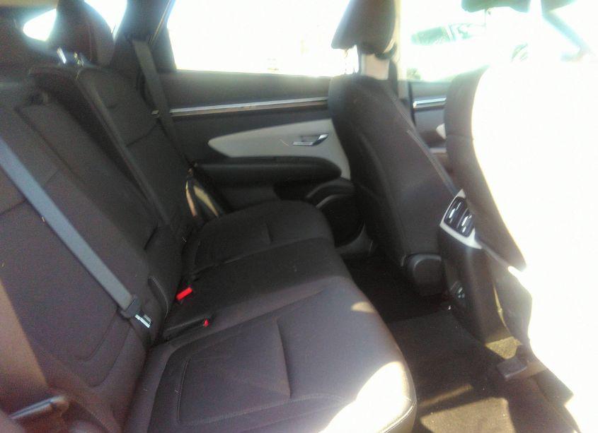 Photo 8 of 2022 Hyundai Tucson SEL (VIN 5NMJB3AE3NH000124)