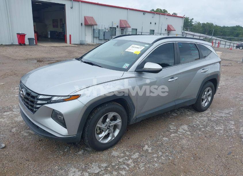 Photo 2 of 2022 Hyundai Tucson SEL (VIN 5NMJB3AE4NH040177)