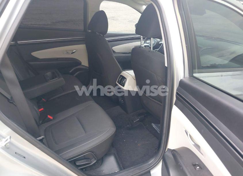Photo 8 of 2022 Hyundai Tucson SEL (VIN 5NMJB3AE4NH040177)