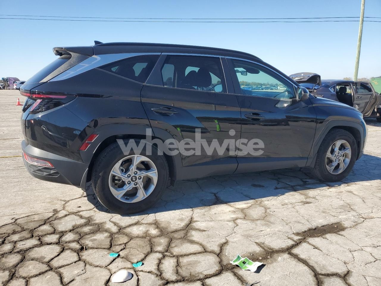Photo 3 of 2023 HYUNDAI TUCSON SEL (VIN 5NMJB3AE4PH193564)