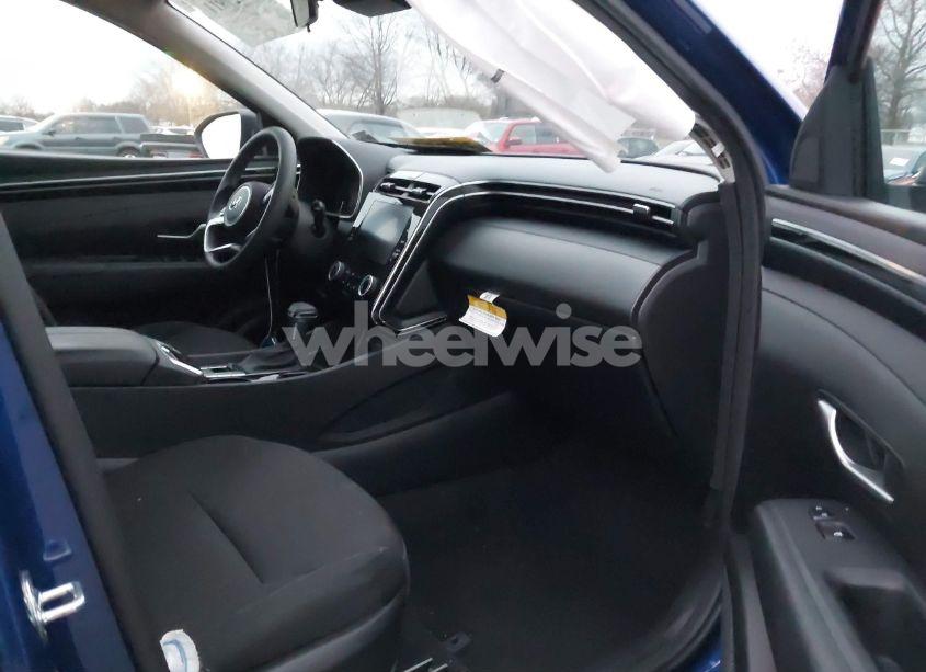 Photo 5 of 2023 Hyundai Tucson SEL (VIN 5NMJB3AE4PH215403)