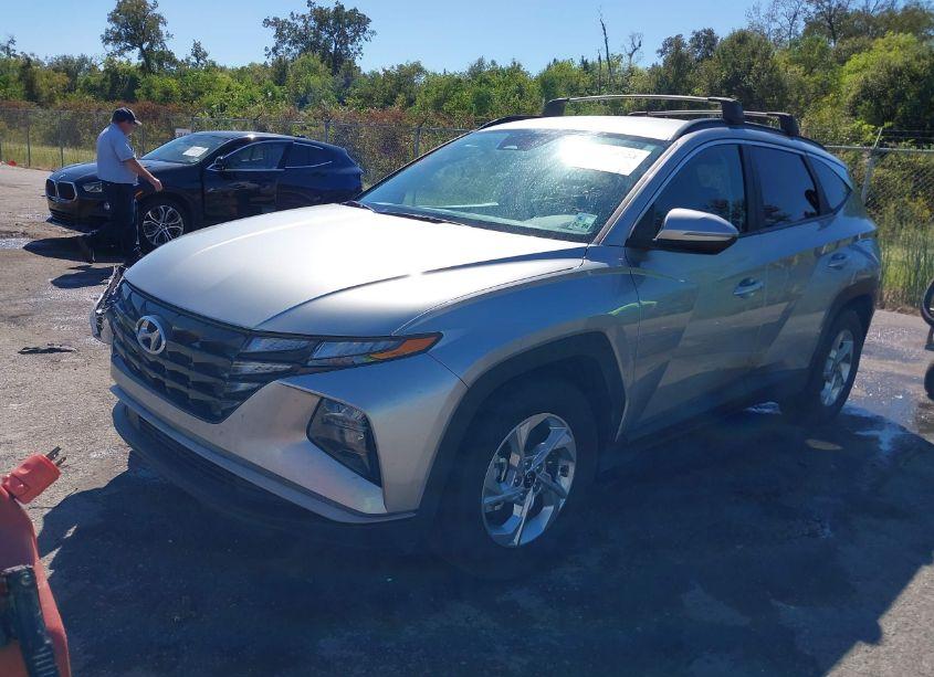 Photo 2 of 2022 Hyundai Tucson SEL (VIN 5NMJB3AE5NH103786)
