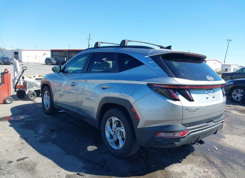 Photo 3 of 2022 Hyundai Tucson SEL (VIN 5NMJB3AE5NH103786)