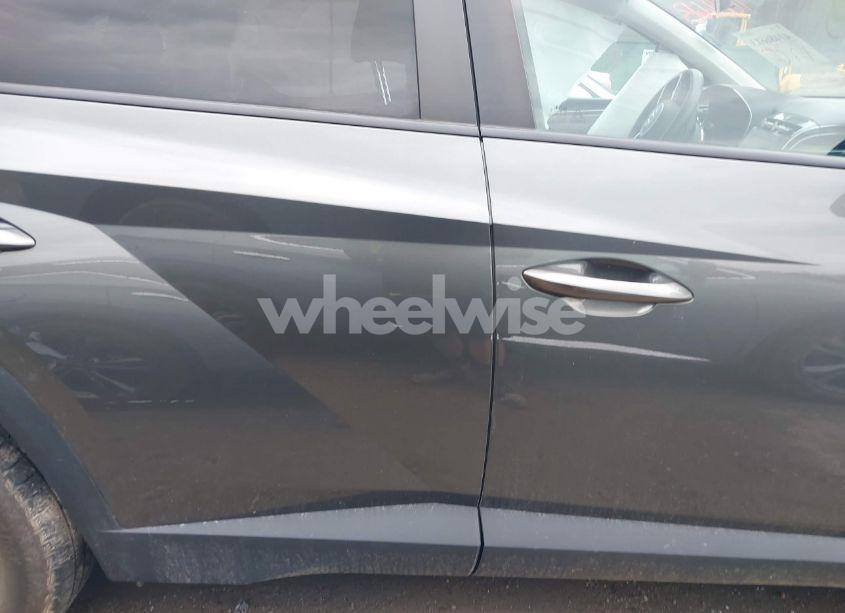 Photo 13 of 2023 Hyundai Tucson SEL (VIN 5NMJB3AE5PH271480)