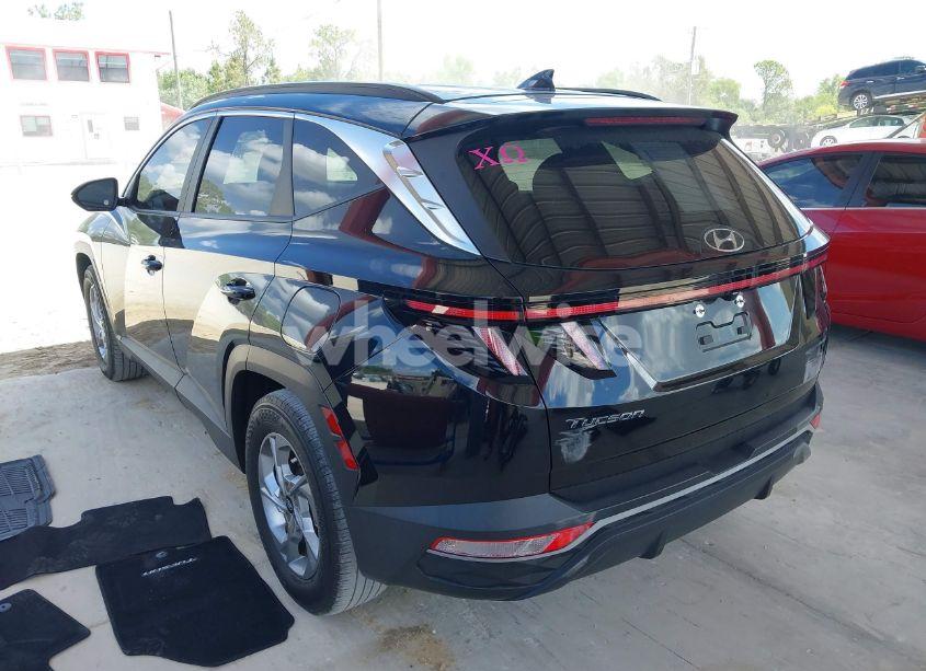 Photo 3 of 2022 Hyundai Tucson SEL (VIN 5NMJB3AE6NH139325)