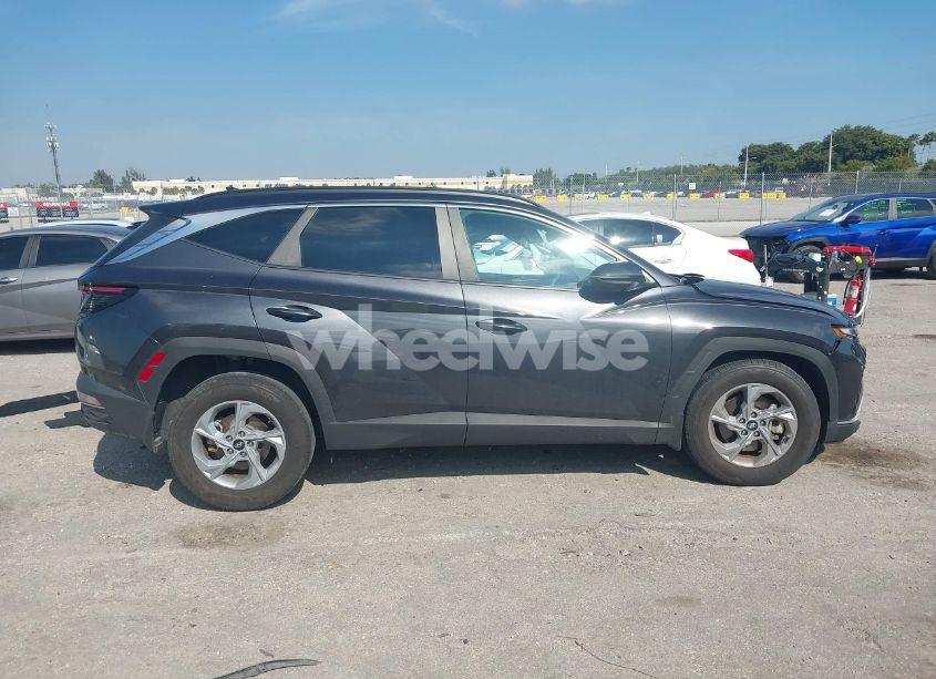 Photo 13 of 2023 Hyundai Tucson SEL (VIN 5NMJB3AE6PH243185)