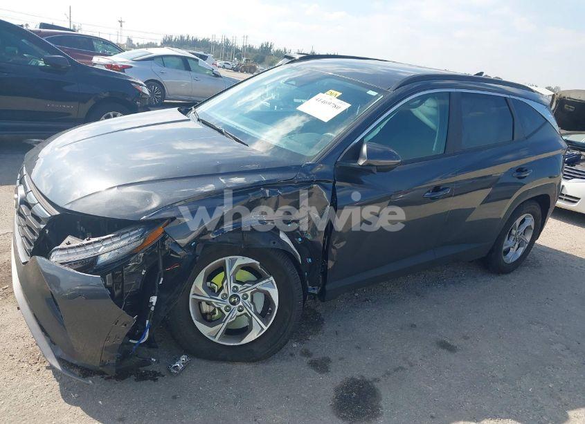 Photo 6 of 2023 Hyundai Tucson SEL (VIN 5NMJB3AE6PH243185)