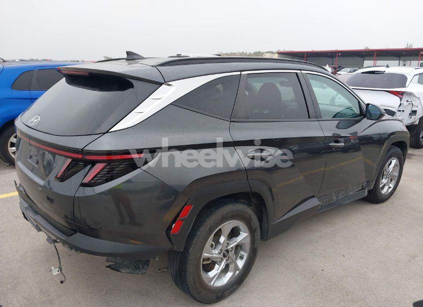 Photo 4 of 2023 Hyundai Tucson SEL (VIN 5NMJB3AE6PH266529)