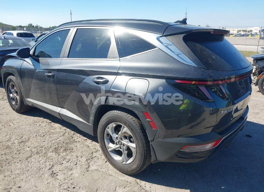 Photo 3 of 2022 Hyundai Tucson SEL (VIN 5NMJB3AE7NH065963)