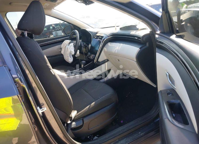 Photo 5 of 2022 Hyundai Tucson SEL (VIN 5NMJB3AE7NH065963)