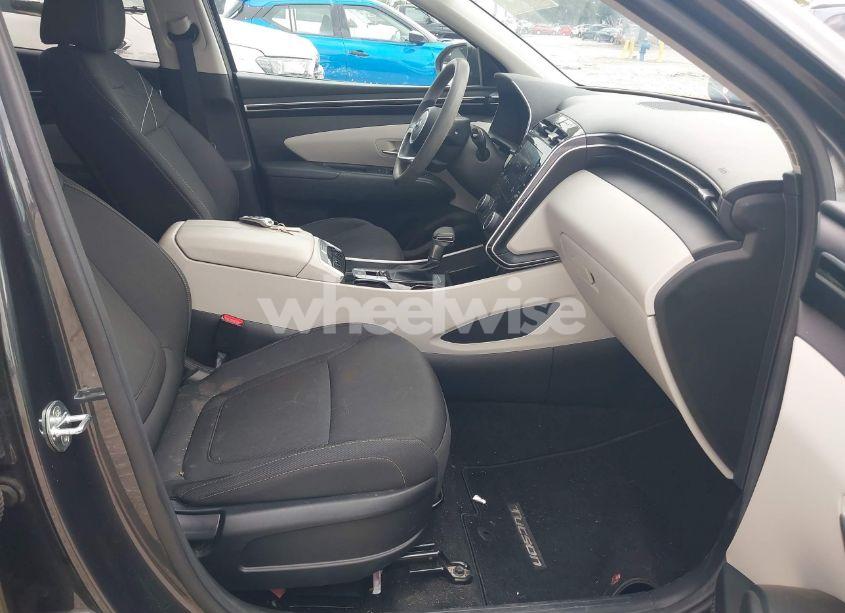 Photo 5 of 2022 Hyundai Tucson SEL (VIN 5NMJB3AE7NH127006)