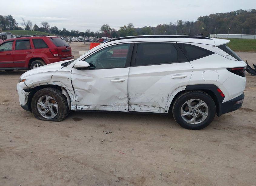 Photo 14 of 2022 Hyundai Tucson SEL (VIN 5NMJB3AE8NH035919)