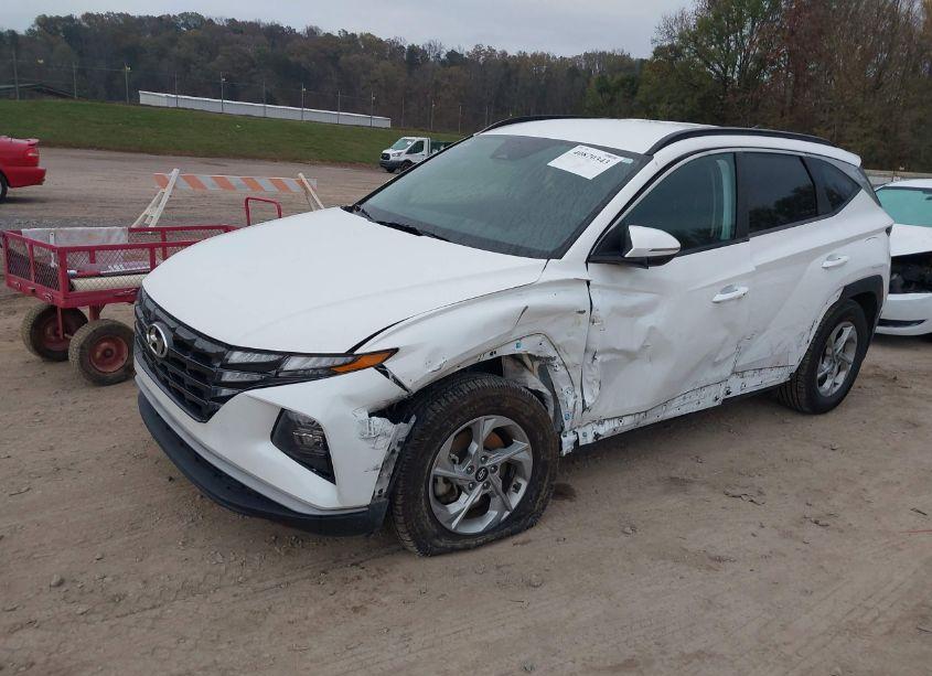 Photo 2 of 2022 Hyundai Tucson SEL (VIN 5NMJB3AE8NH035919)