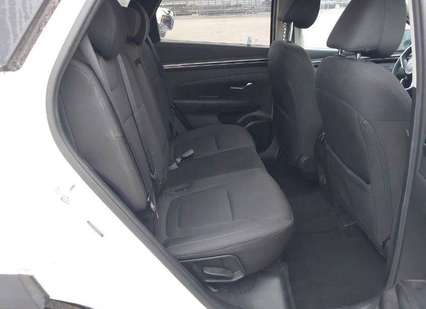 Photo 8 of 2022 Hyundai Tucson SEL (VIN 5NMJB3AE8NH035919)