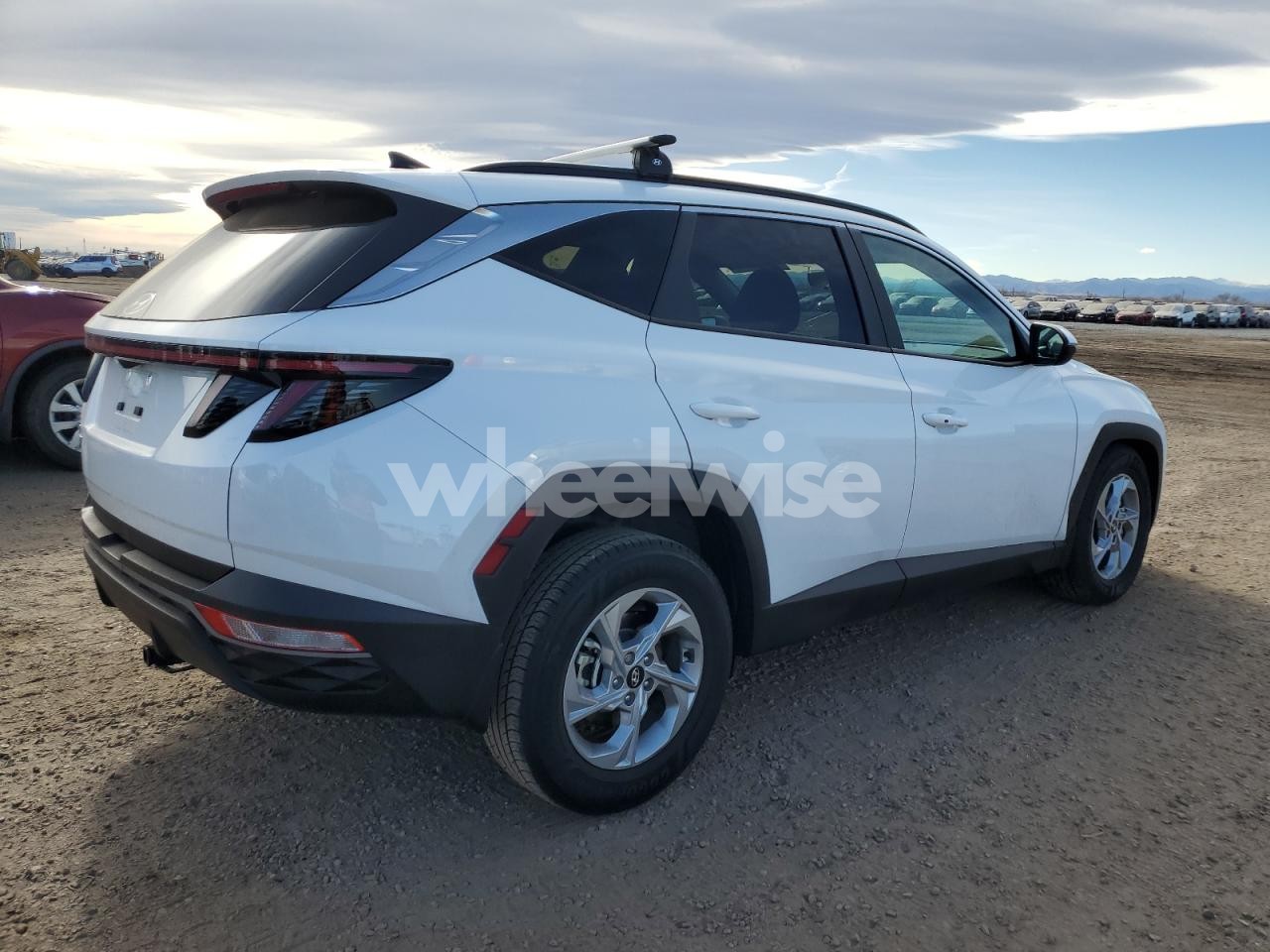 Photo 3 of 2022 HYUNDAI TUCSON SEL (VIN 5NMJB3AE8NH112689)